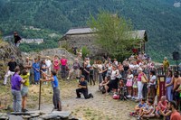 “Traginant pulsions a Sant Romà de les Bons” s'estrena omplint el conjunt històric d'Encamp