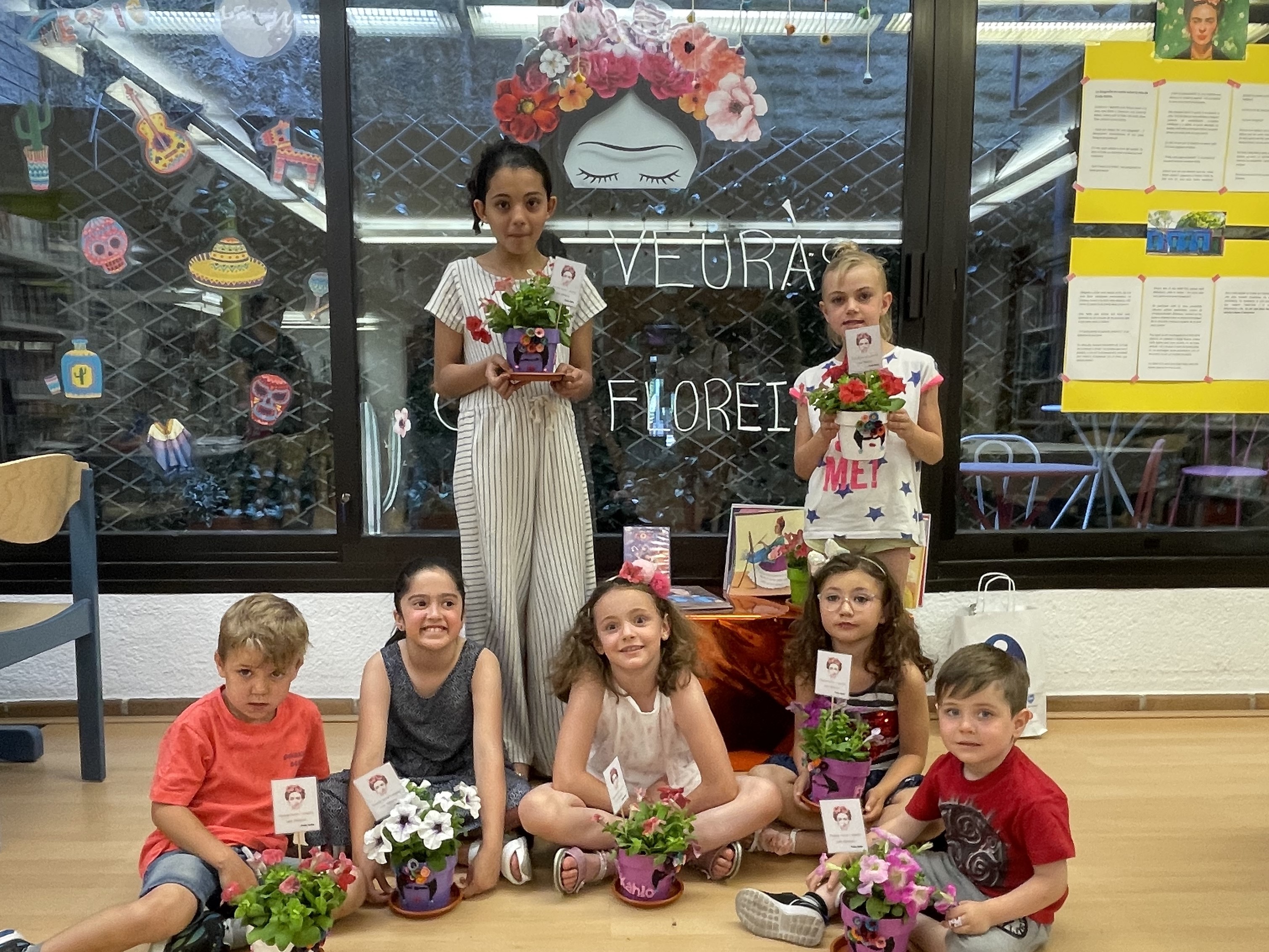 Taller Frida Kahlo biblioteca Encamp 