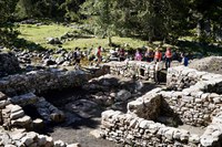 Visita a la Farga del Madriu amb motiu de la finalització dels treballs d'excavació, restauració i revalorització del jaciment situat a la Vall del Madriu-Parafita-Claror