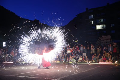 Festa del Poble i revetlla de Sant Joan.