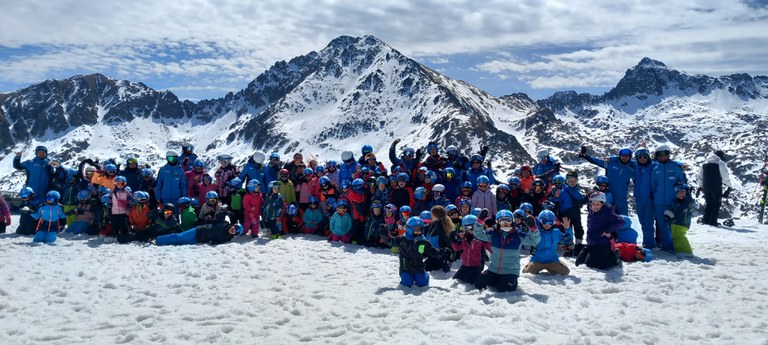 Escola de neu