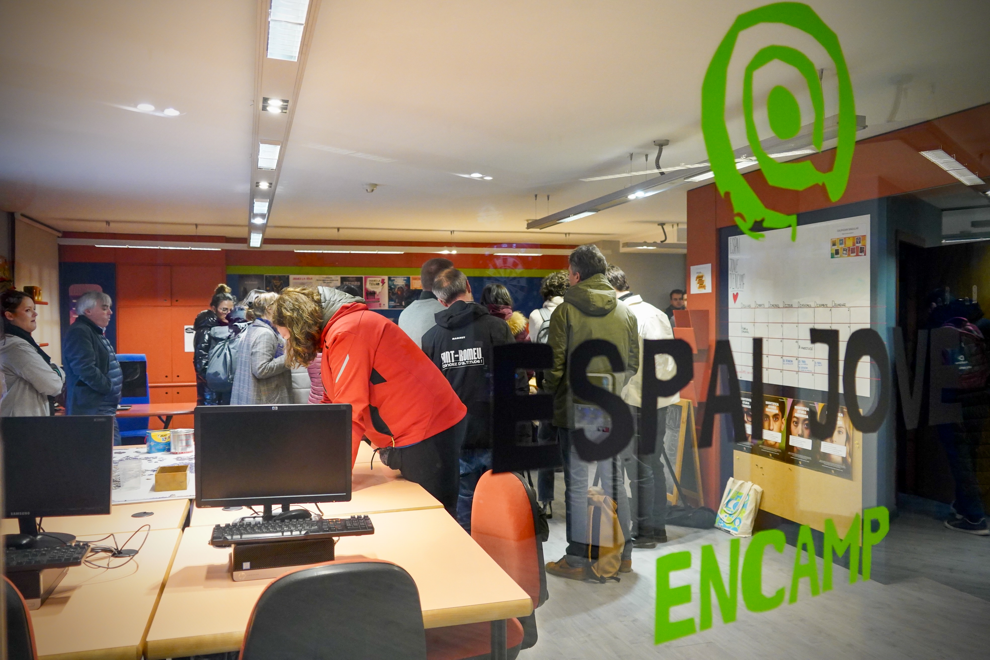 Visita d'una delegació del projecte 'Trampoline' als espais de Joventut d'Encamp