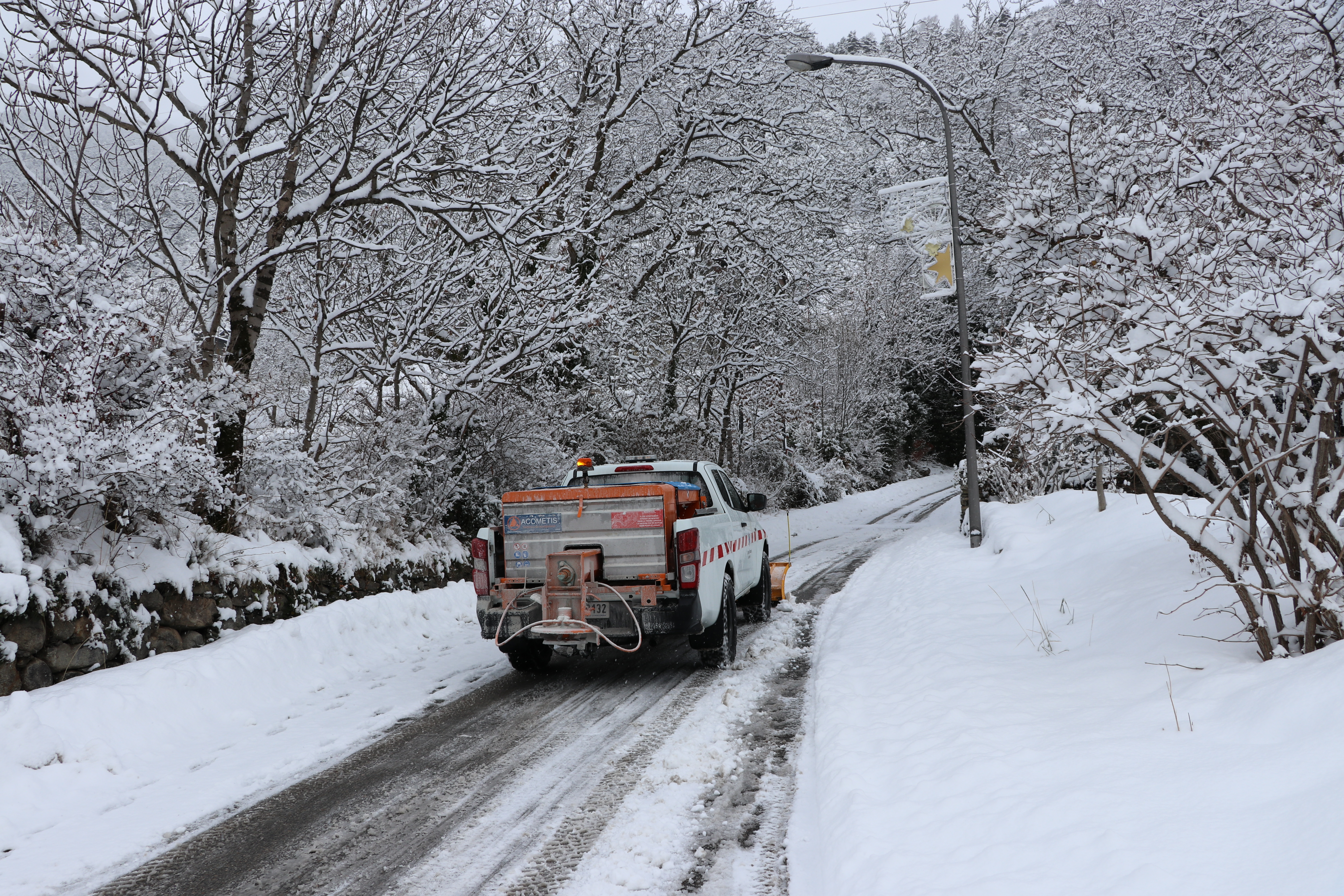 Treta de neu a Encamp