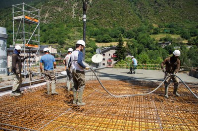 20250704 Treballs obra nou espai per a la gent gran.