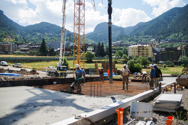 20250704 Treballs obra nou espai per a la gent gran