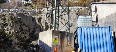 Retirada del transformador del Torrent Estret.