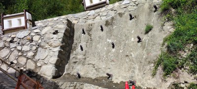 Treballs de construcció de la nova voravia i l'accés al camí del Torrent Estret.
