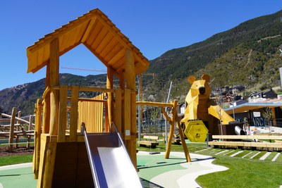 Procés de construcció del parc de l'Ossa a Encamp @ComuEncamp (10).JPG.