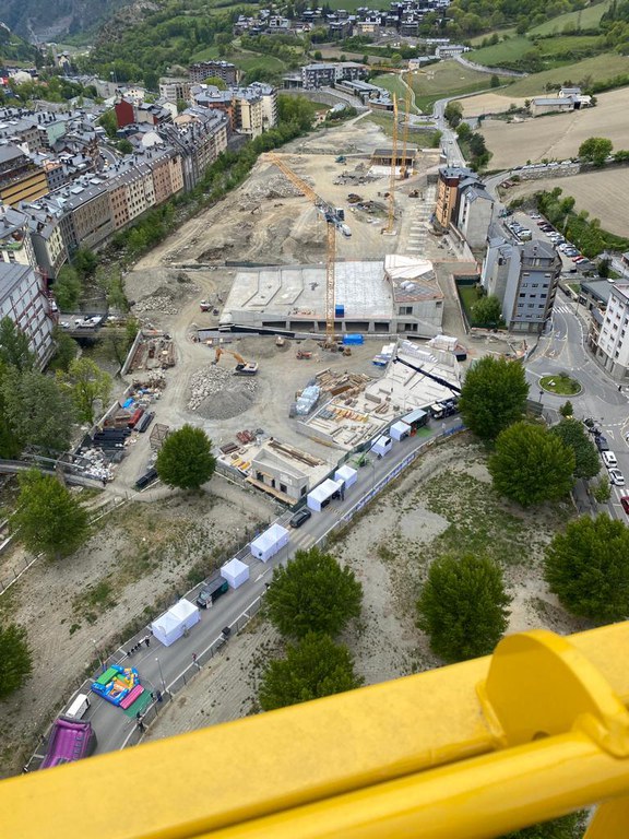 Procés de construcció del parc de l'Ossa a Encamp @ComuEncamp (13).jpg
