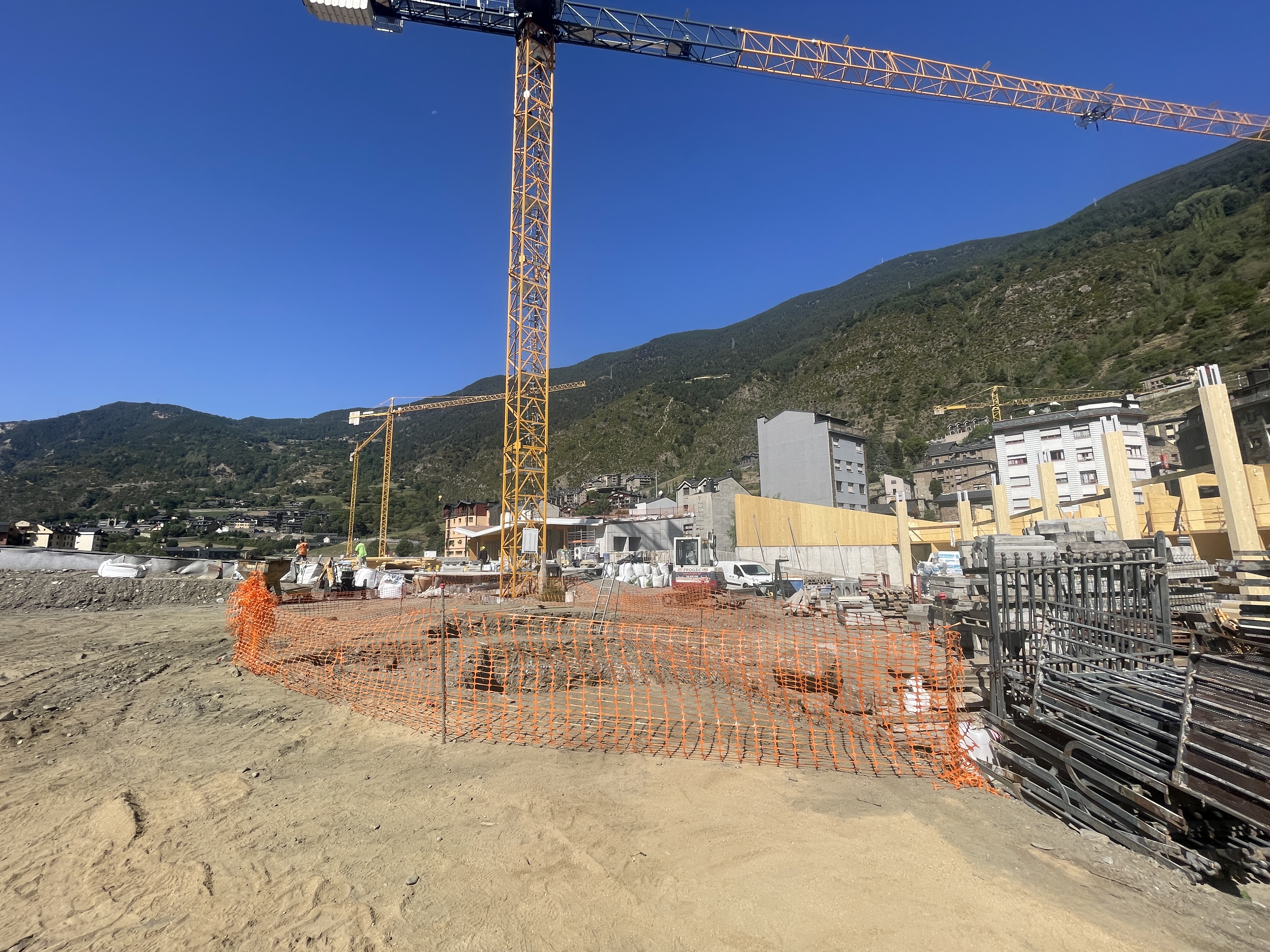 Procés de construcció del parc de l'Ossa a Encamp @ComuEncamp (15).JPG