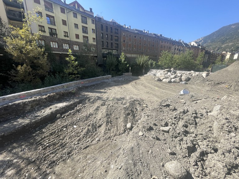 Procés de construcció del parc de l'Ossa a Encamp @ComuEncamp (16).JPG