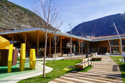 Procés de construcció del parc de l'Ossa a Encamp @ComuEncamp (5).jpg.