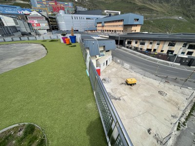 Estat zona parc infantil abans de les obres.