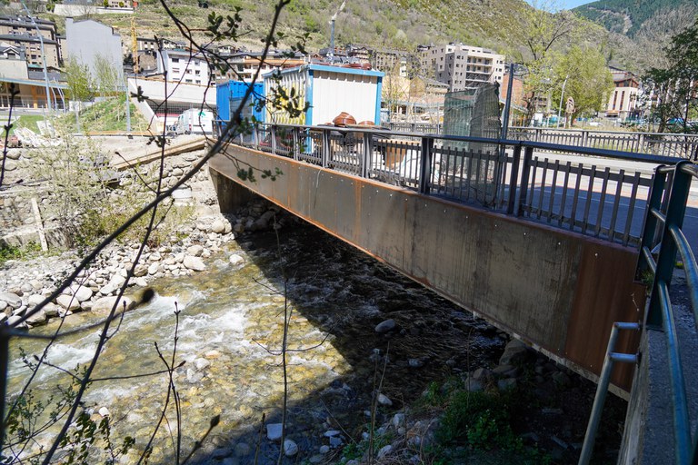 20240417 Pont carrer de la Molina @ComuEncamp (12).jpg
