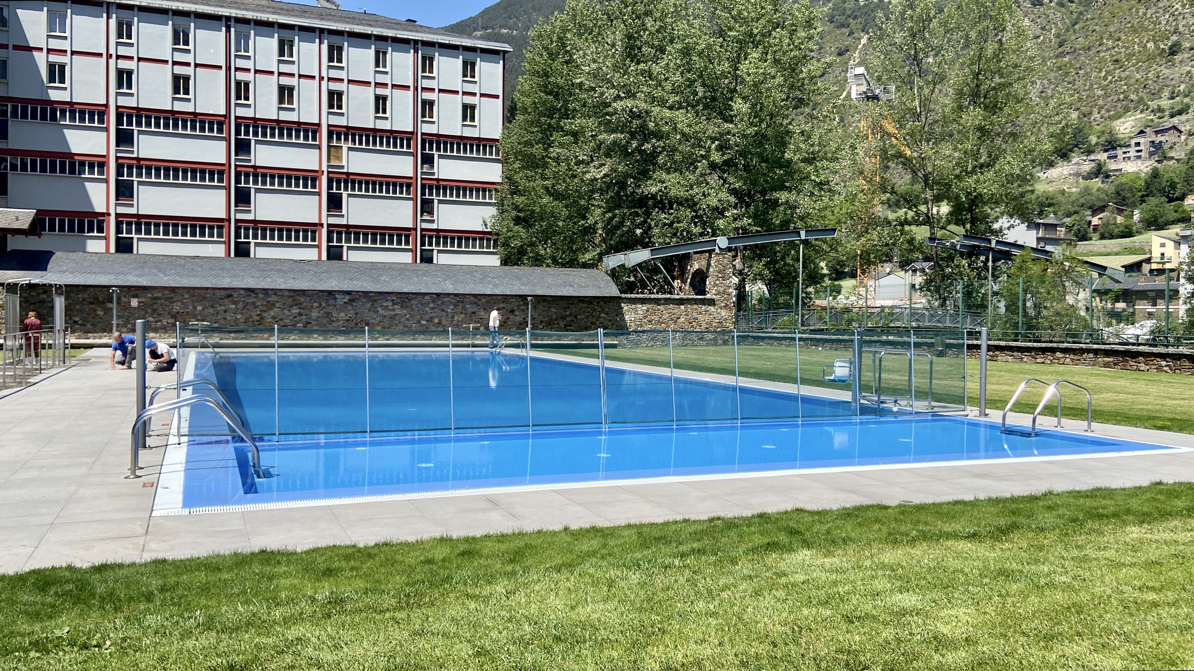 20230623 piscina de la mola @comuencamp (1).jpg