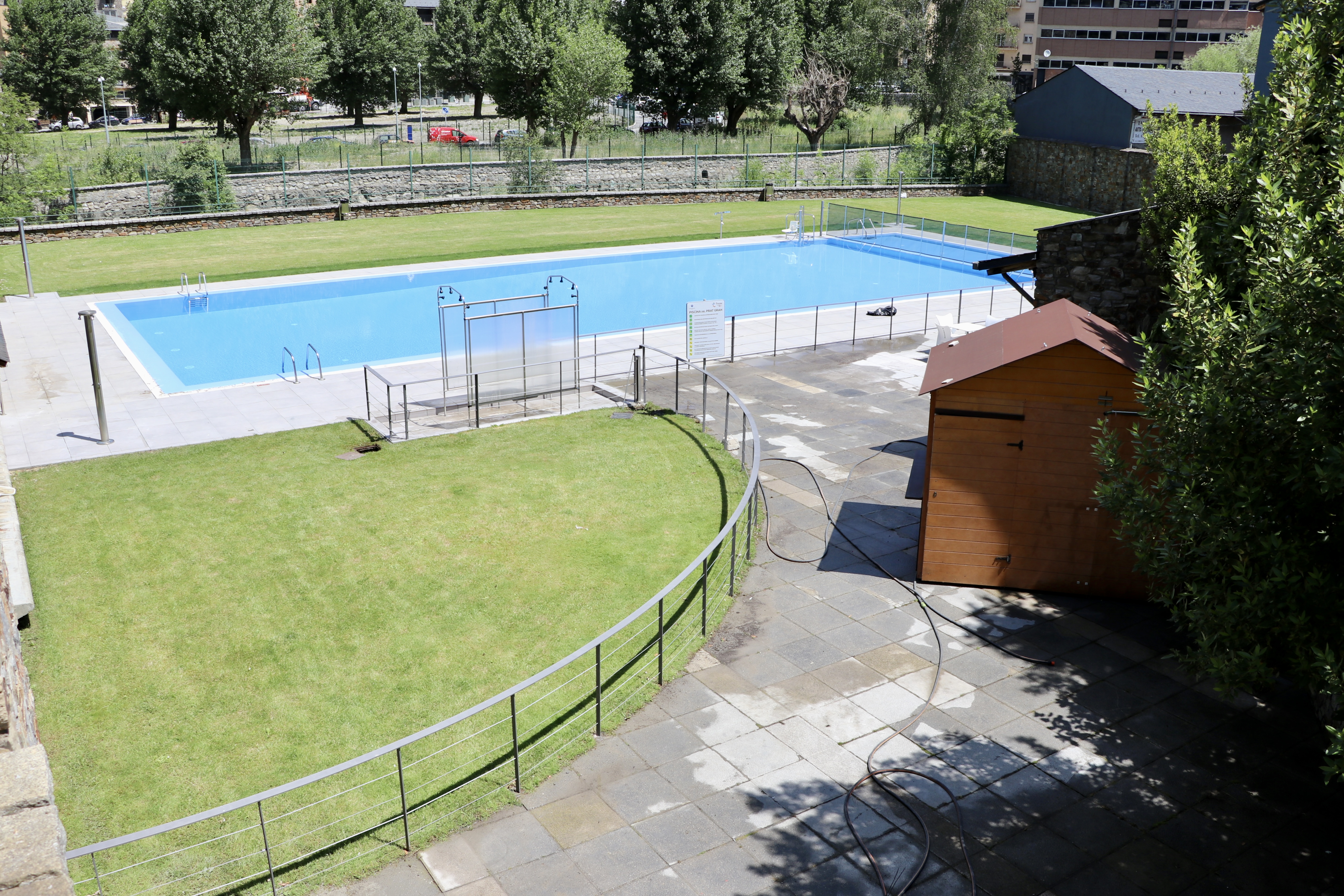 20230623 piscina de la mola @comuencamp (16).jpg